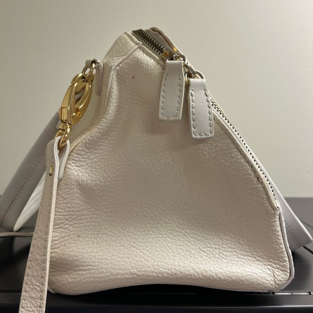Gianni Conti White and Cream Handbag - Picture 6 of 16